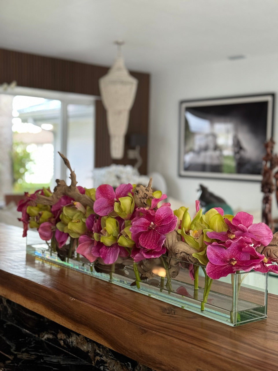 Casa Moderna Glass Pot avec Rose Vandas et Vert Cymbidiums