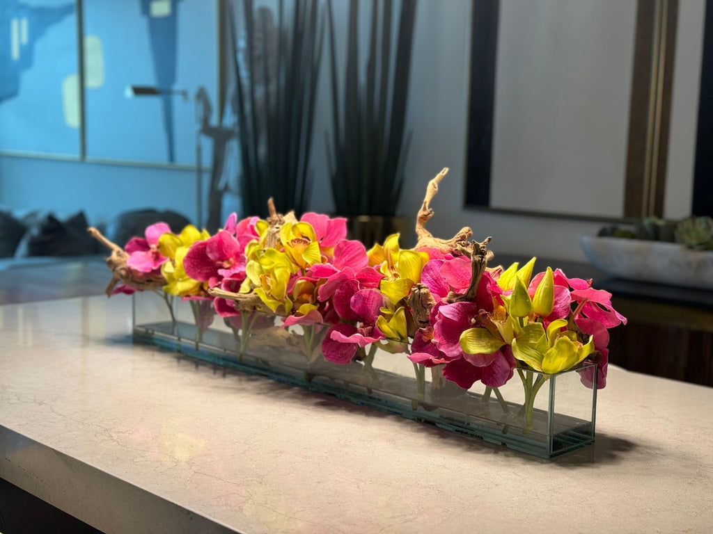 Casa Moderna Glass Pot avec Rose Vandas et Vert Cymbidiums
