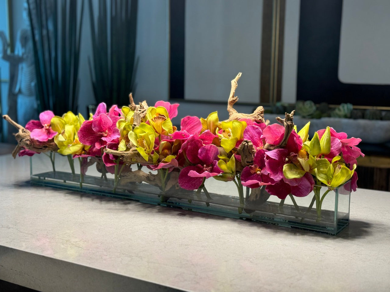Casa Moderna Glass Pot avec Rose Vandas et Vert Cymbidiums