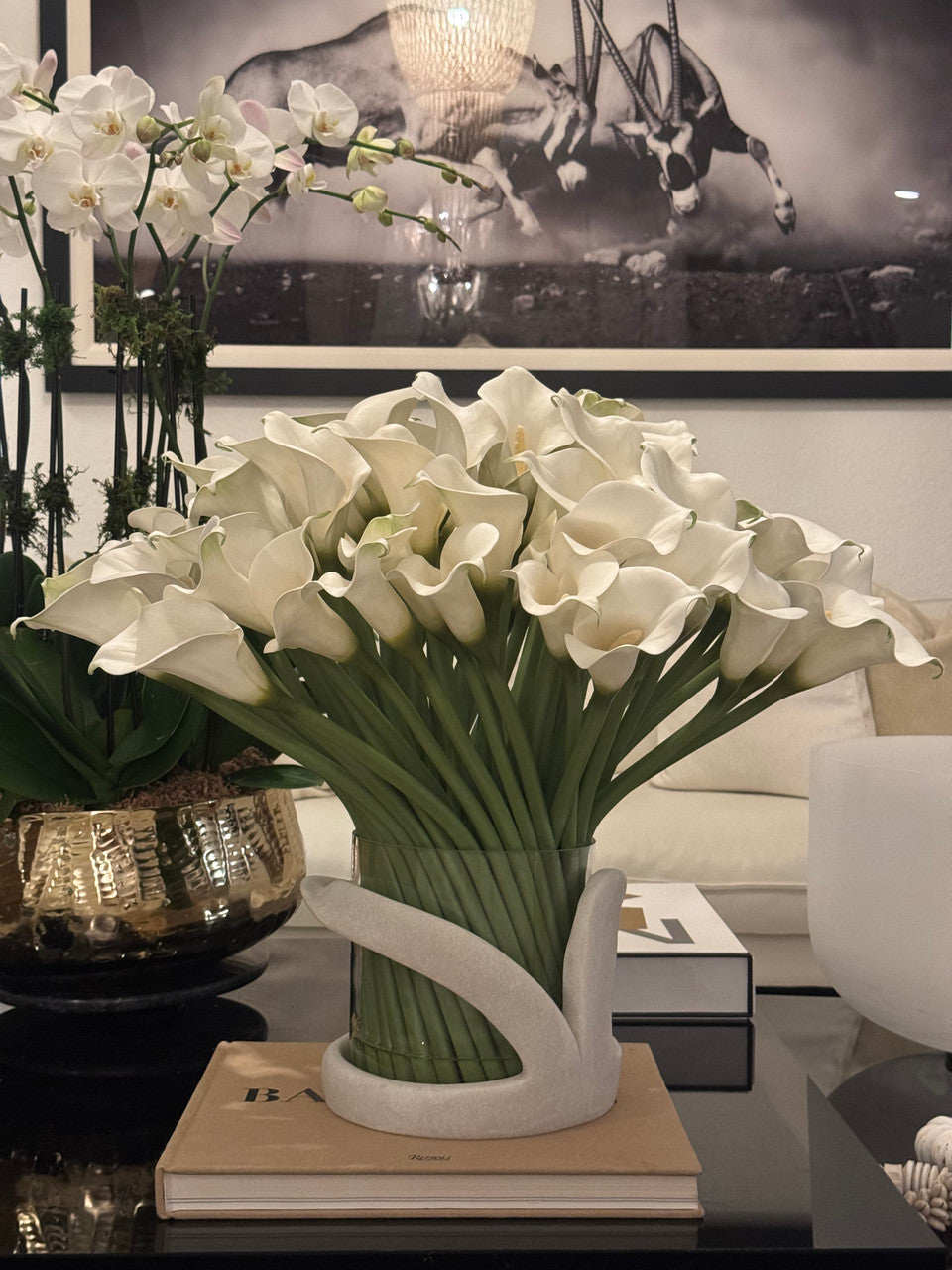 Arums en Vitra Hurricane Vase