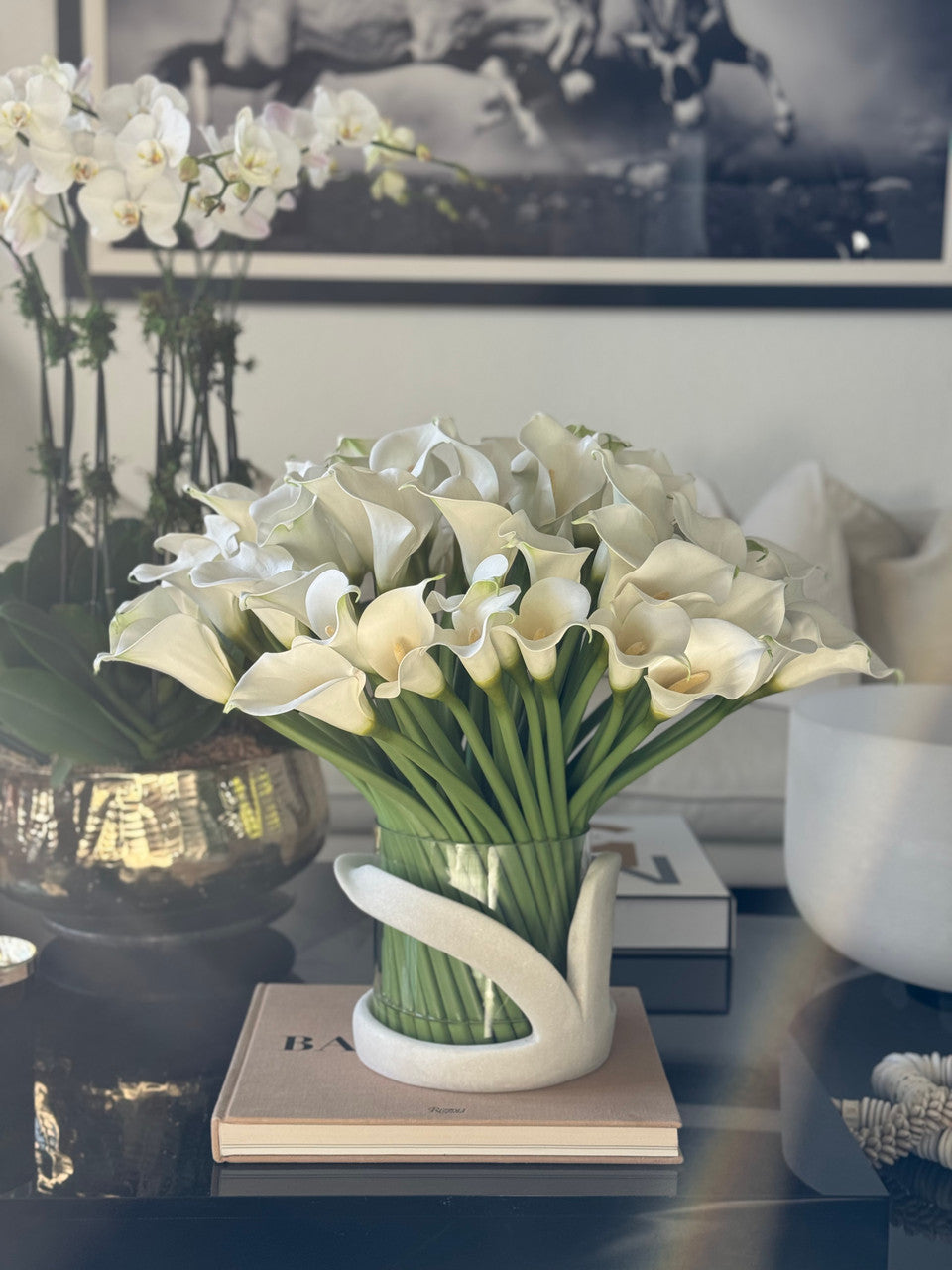 Arums en Vitra Hurricane Vase