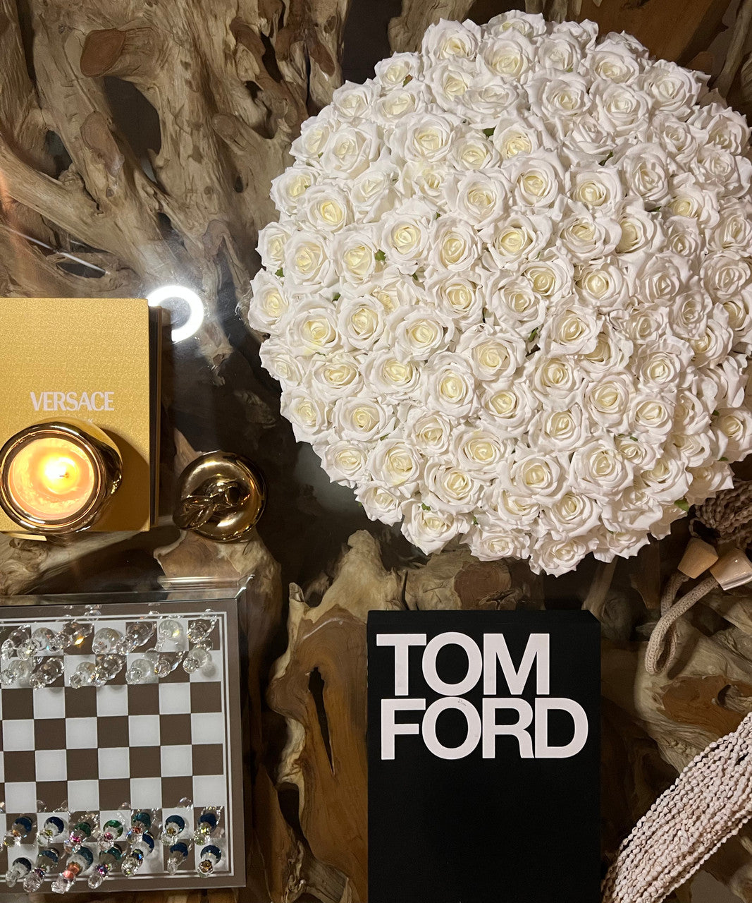 Grand Coupe Newport avec Real Touch Blanc Roses