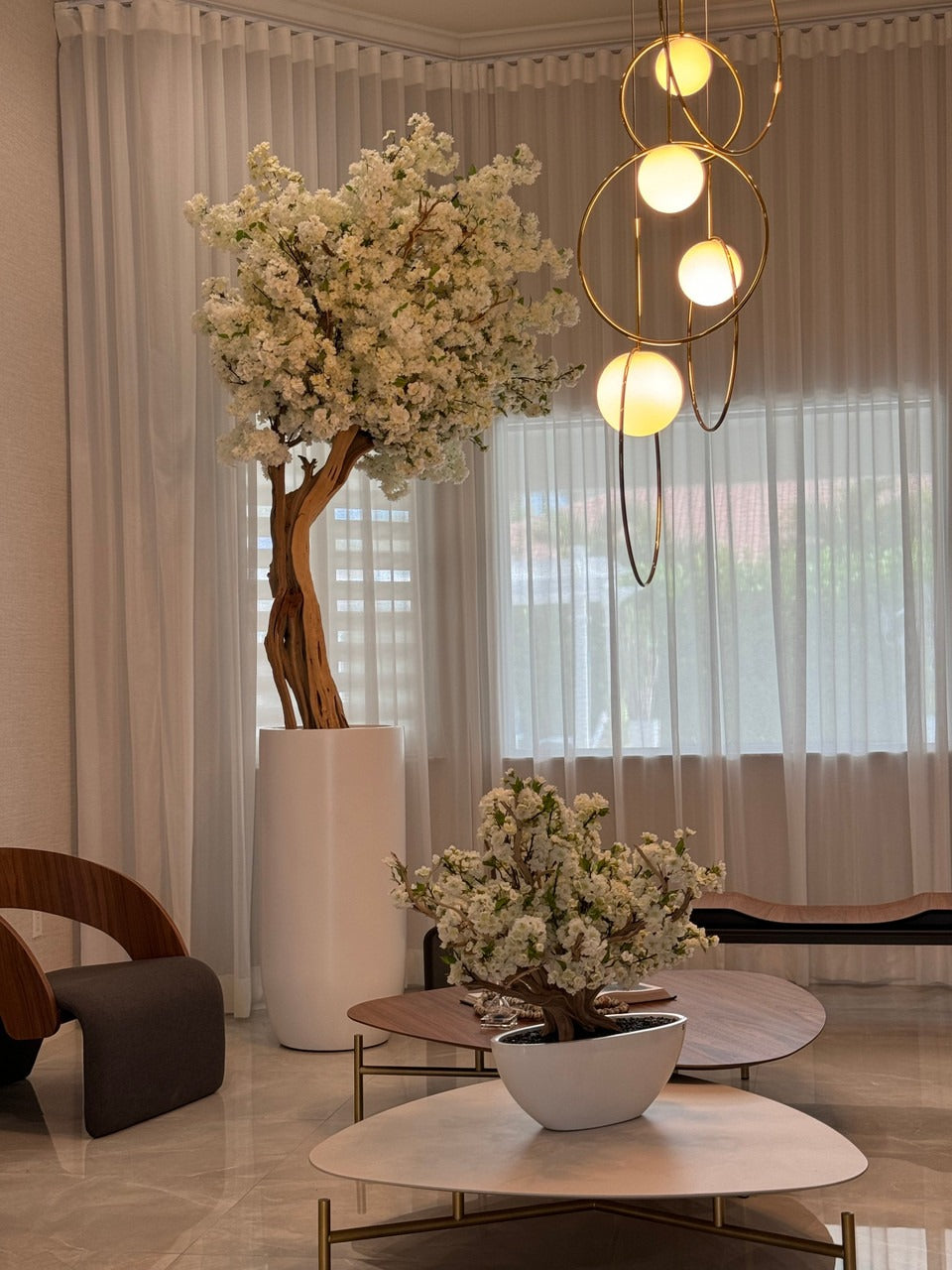 Mat Beige St. Tropez Pot avec Personnalisé Made Blanc Fleurs de Cerisier Arbre