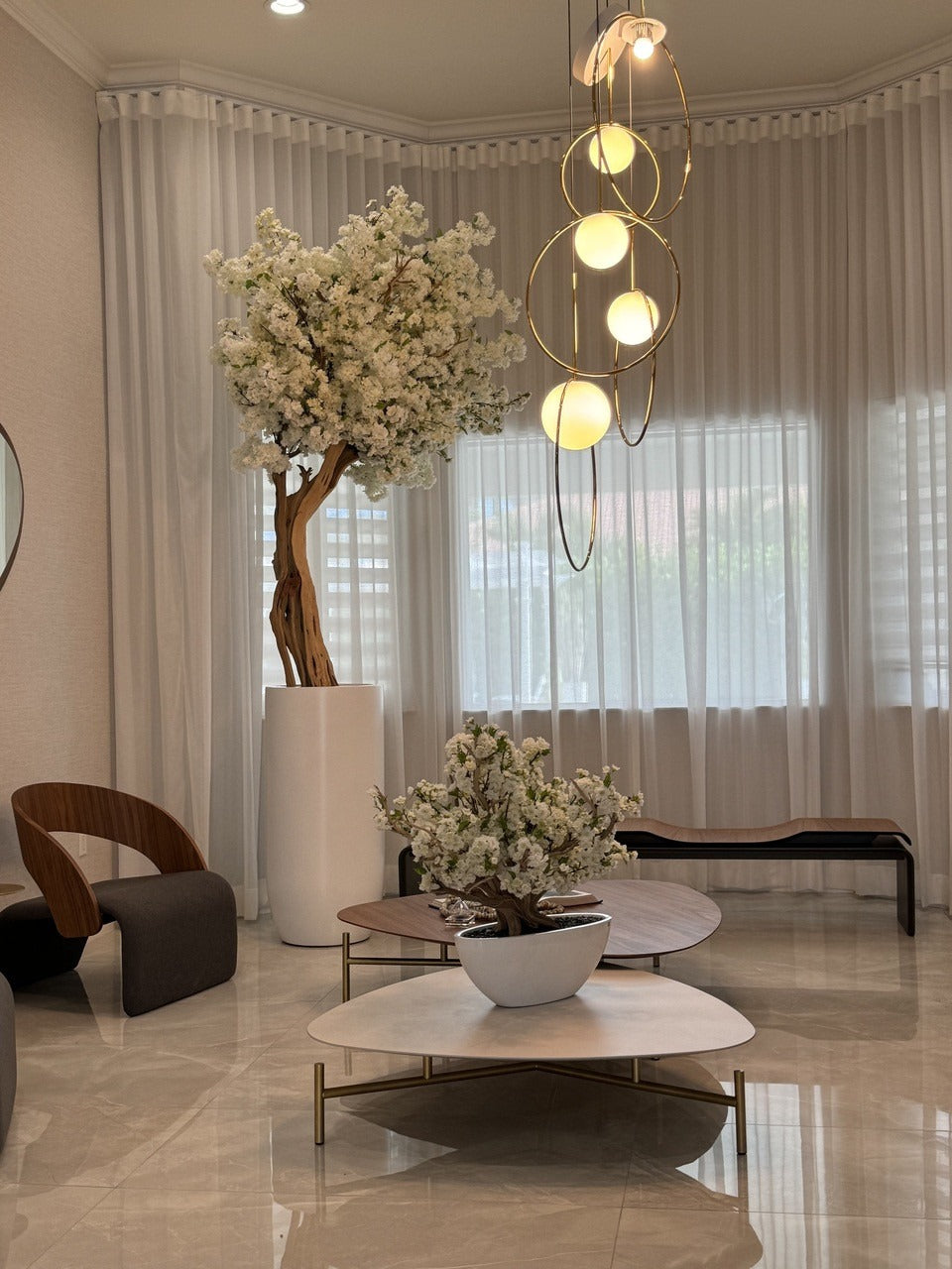 Mat Beige St. Tropez Pot avec Personnalisé Made Blanc Fleurs de Cerisier Arbre
