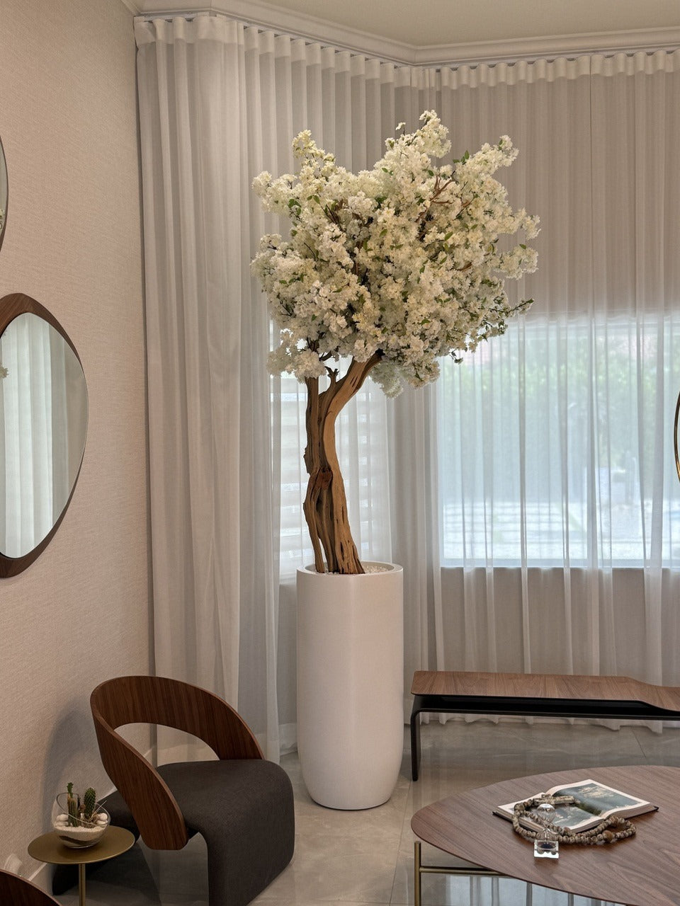 Mat Beige St. Tropez Pot avec Personnalisé Made Blanc Fleurs de Cerisier Arbre