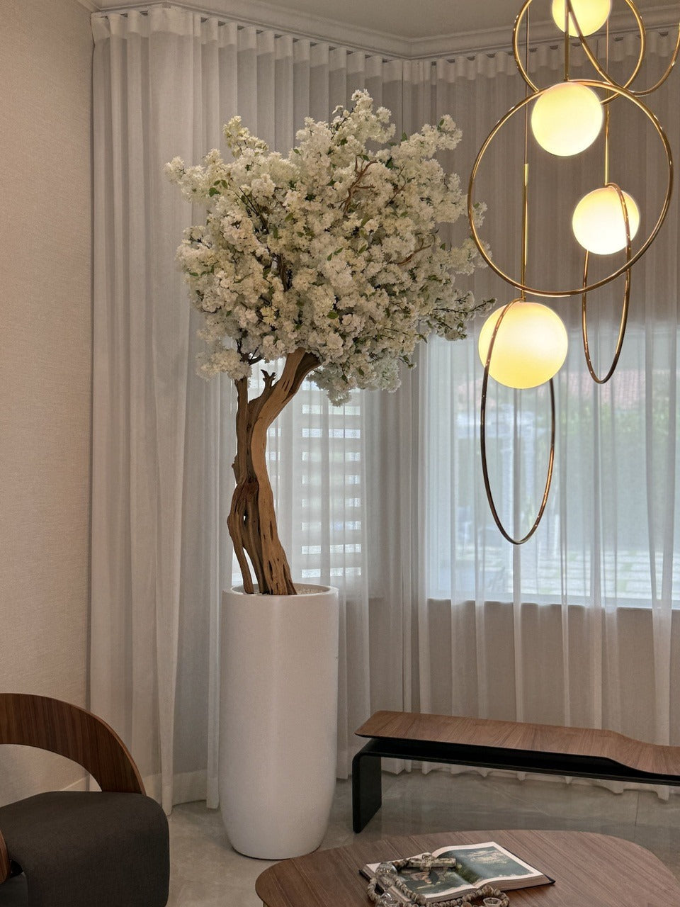 Mat Beige St. Tropez Pot avec Personnalisé Made Blanc Fleurs de Cerisier Arbre