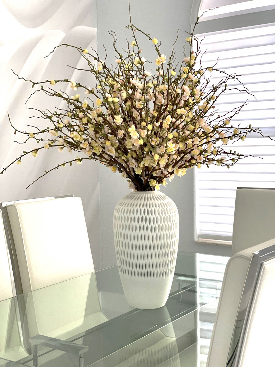 Rose Fleurs de Cerisier en Pelican Vase
