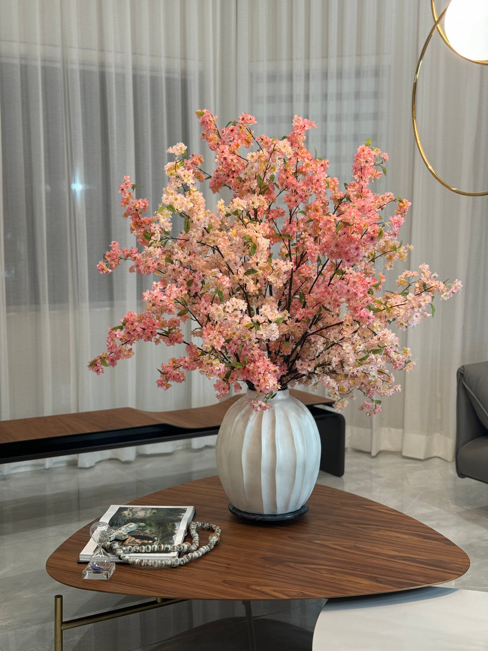 Astoria Vase avec Rose Fleurs de Cerisier