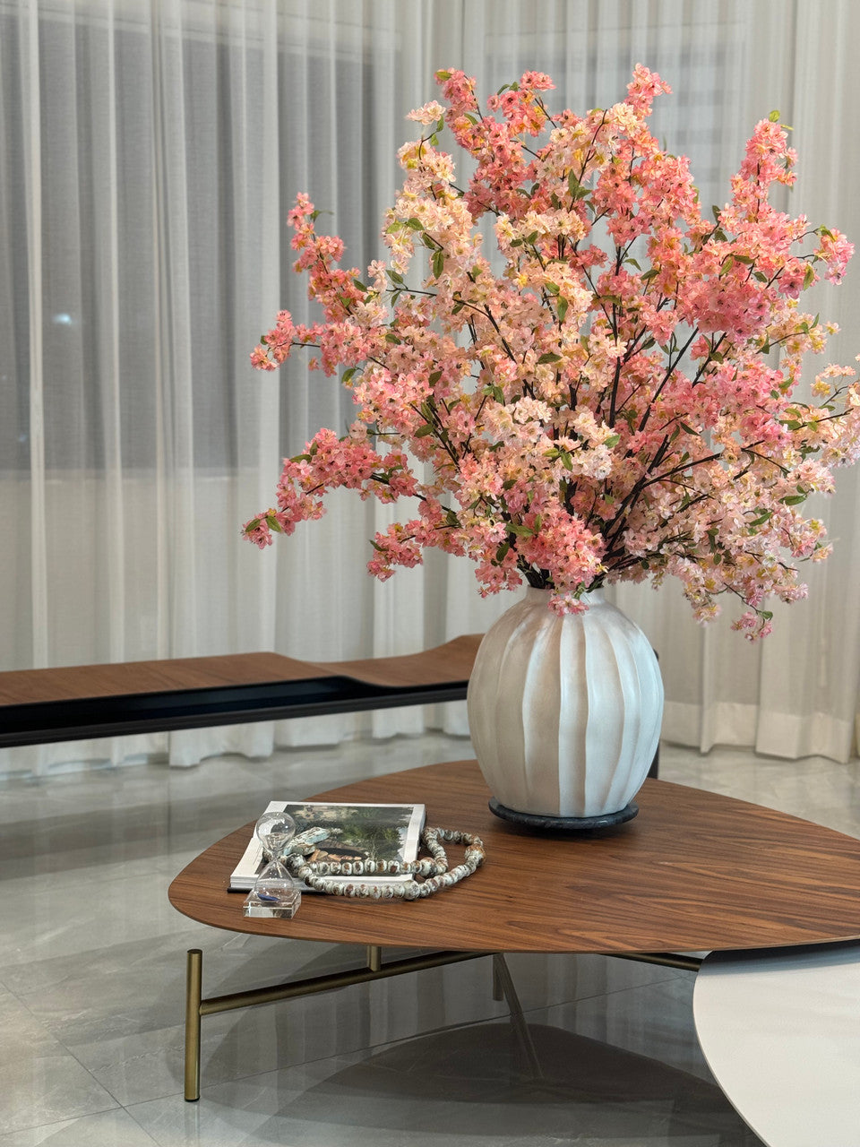 Astoria Vase avec Rose Fleurs de Cerisier