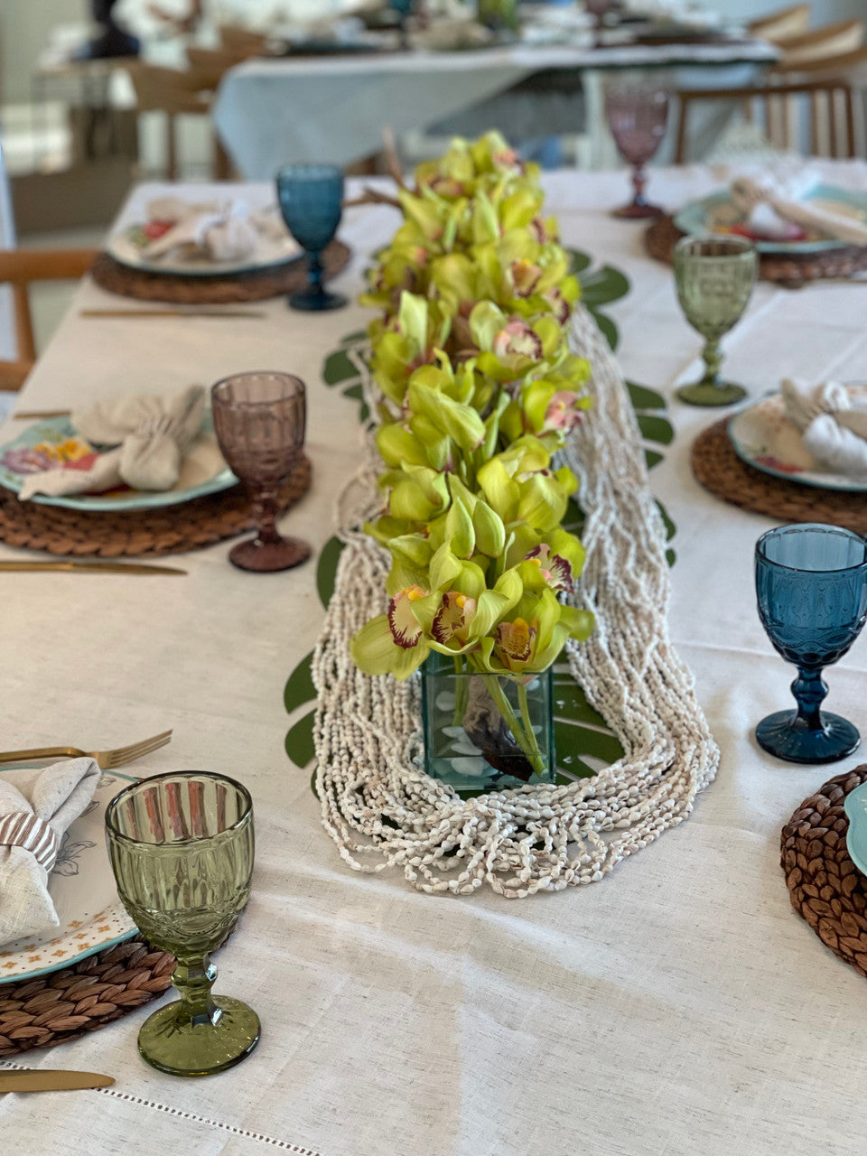 122 Cm Casa Moderna Pot Plateau en Verre avec Vert Orchidées Cymbidium