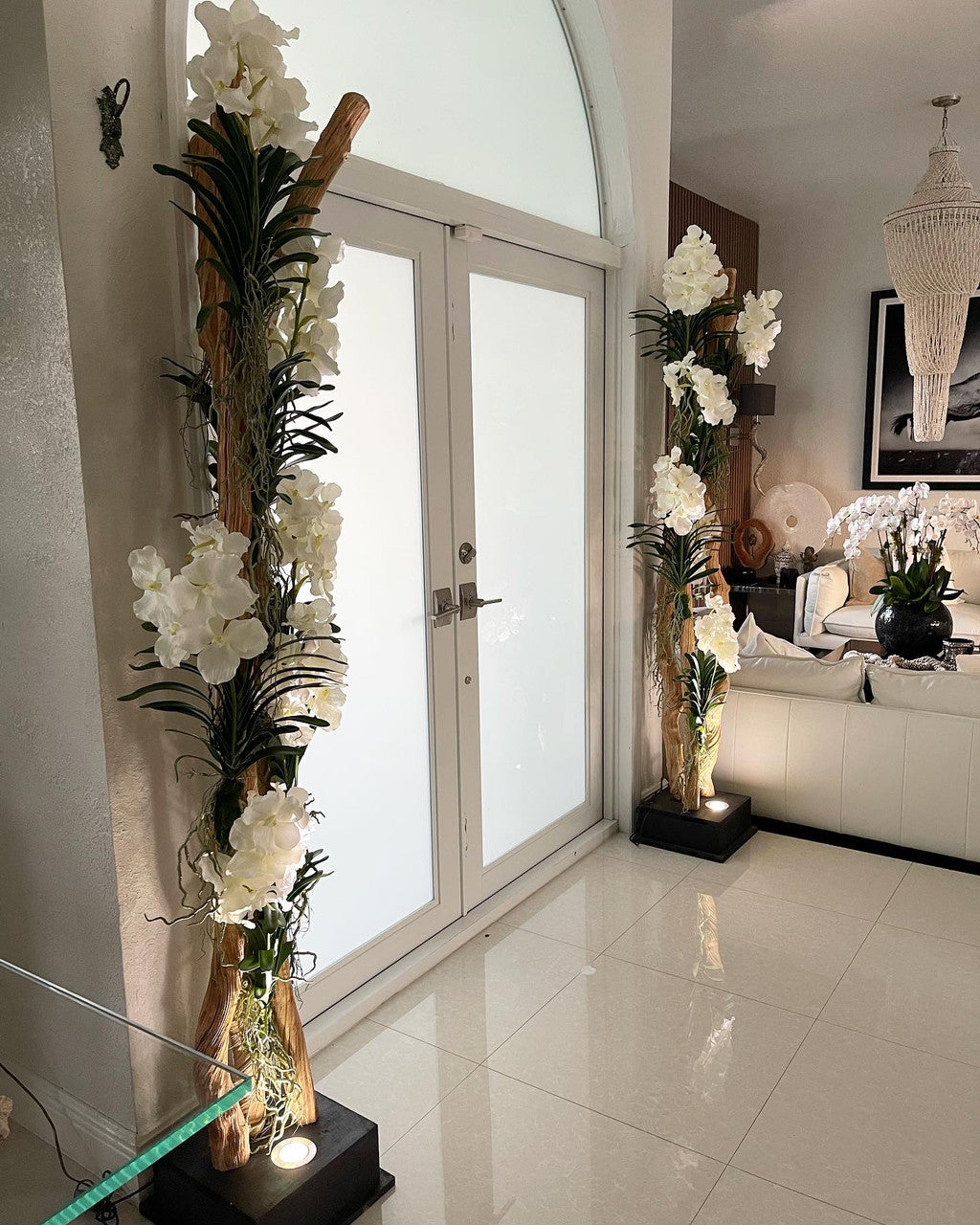 Liana Floor Lamp avec Orchidées Vanda