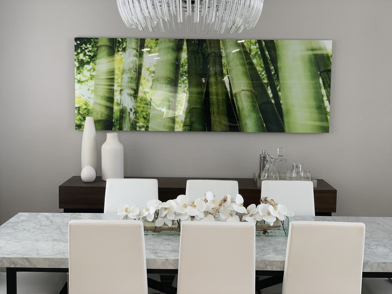 91 Cm Casa Moderna Pot Plateau en Verre avec Blanc Orchidées Phalaenopsis
