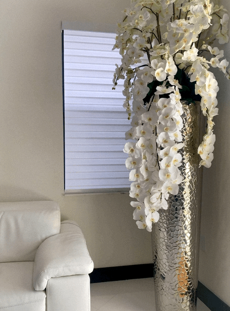 Extra Haut Hammered Pot avec Cascading Orchidées Phalaenopsis