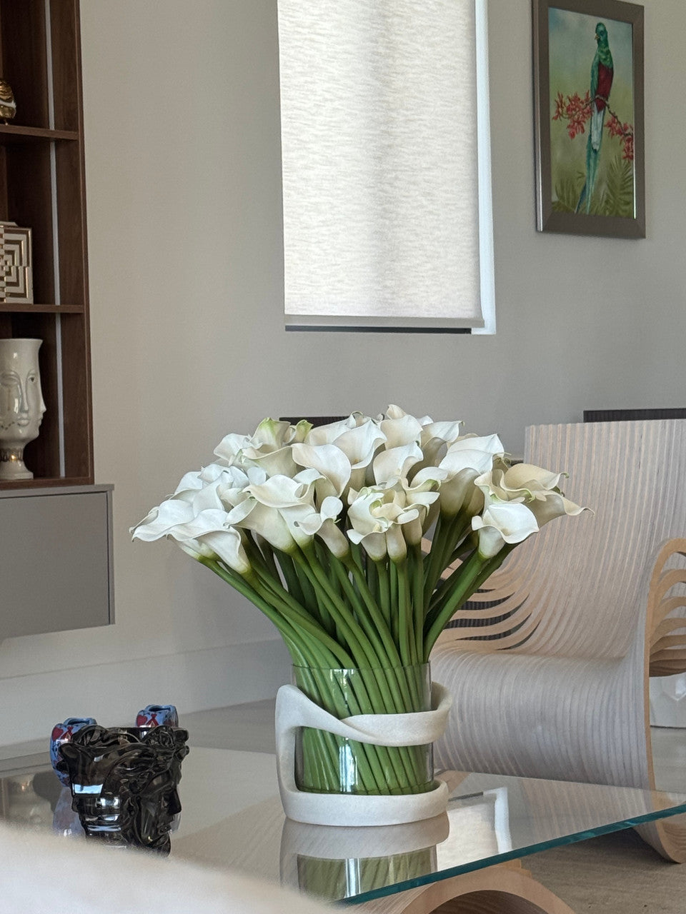 Arums en Vitra Hurricane Vase