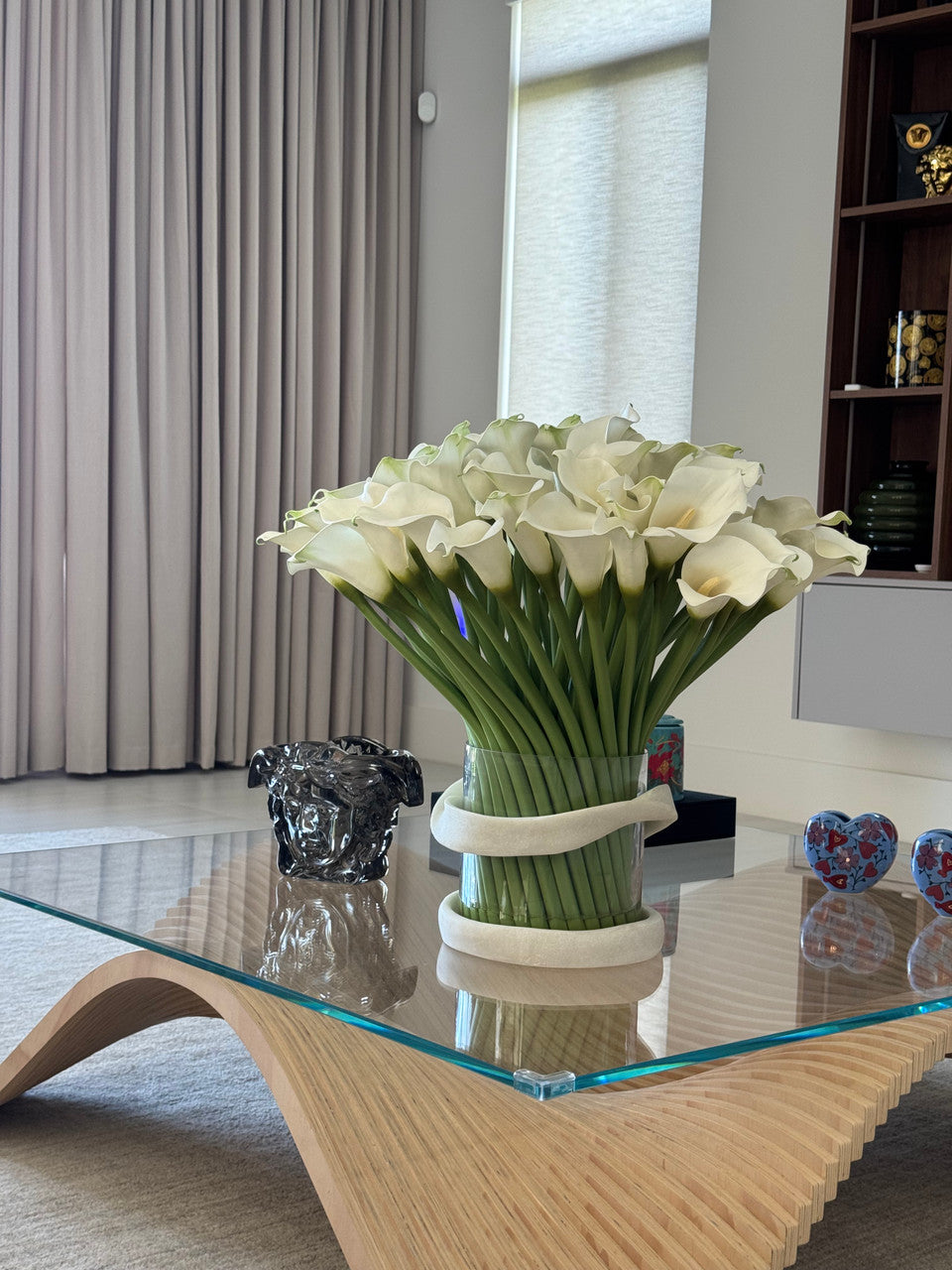 Arums en Vitra Hurricane Vase